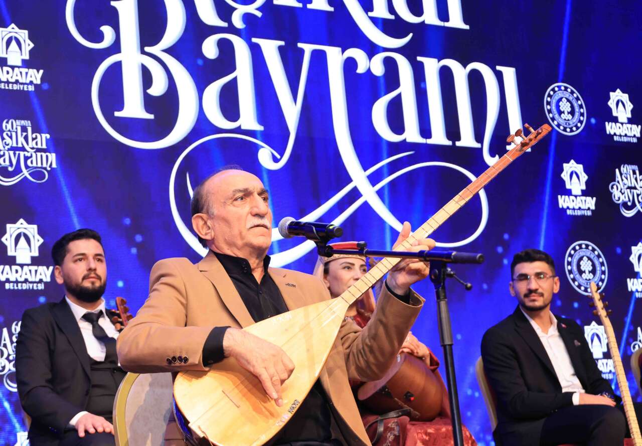 Konya’da 60. Âşıklar Bayramı’nda usta ozanlara büyük vefa 6